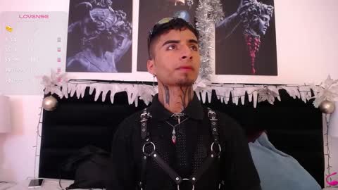 juancamilo66_ online show from 12/30/24, 12:22