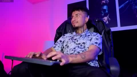 juancamilo66_ online show from 03/21/26, 02:27