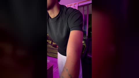 juandiegosv online show from 04/25/26, 06:16