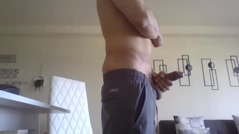 juanearth1 online show from 04/23/26, 10:12