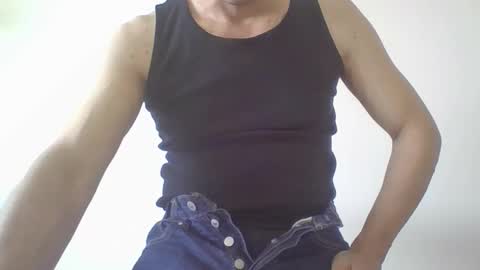 juanearth1 online show from 05/26/26, 09:33