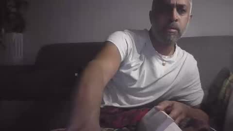 juanelromano474560 online show from 11/15/25, 01:58