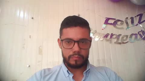 Snapshot of juanfe_style chatting on 12/05/25, 04:36 juanfe_style online show from 12/05/25, 04:36