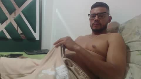 juanfe_style online show from 03/15/26, 06:14