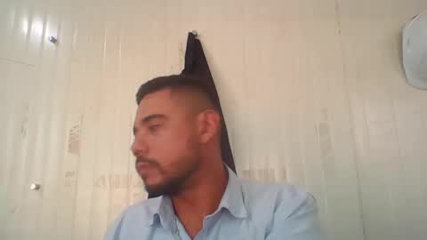 juanfe_style online show from 05/19/26, 01:50