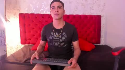 JUAN GABRIEL online show from 07/10/26, 12:19