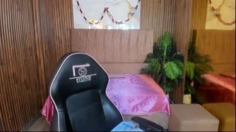 JUANITA online show from 04/01/26, 11:33