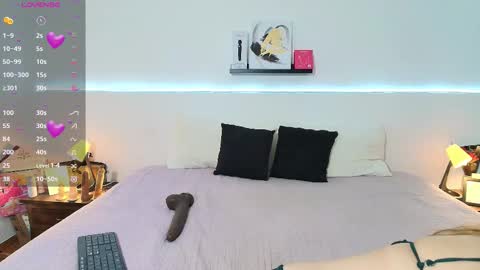 Blue online show from 03/24/26, 05:51