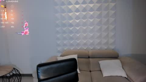 Snapshot of juanitaclay chatting on 12/11/24, 11:19 Juanita Clay online show from 12/11/24, 11:19