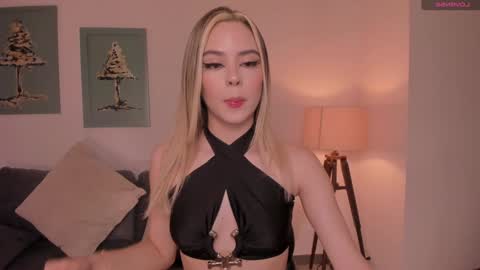 Snapshot of juanitaclay chatting on 01/04/25, 11:22 Juanita Clay online show from 01/04/25, 11:22