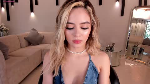 Snapshot of juanitaclay chatting on 01/16/25, 12:31 Juanita Clay online show from 01/16/25, 12:31