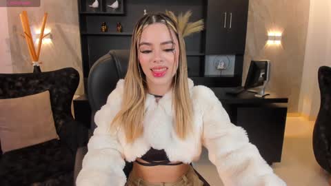 Snapshot of juanitaclay chatting on 02/05/25, 11:55 Juanita Clay online show from 02/05/25, 11:55