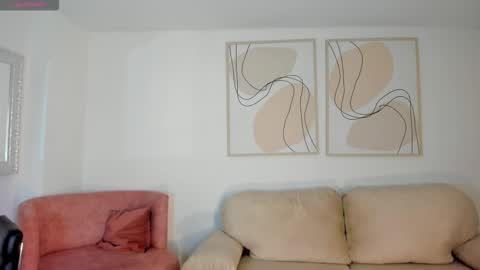 Snapshot of juanitaclay chatting on 09/14/25, 11:20 Juanita Clay online show from 09/14/25, 11:20