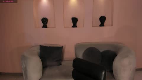 Snapshot of juanitaclay chatting on 09/23/25, 11:35 Juanita Clay online show from 09/23/25, 11:35