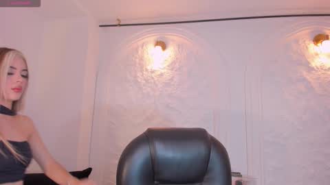 Juanita Clay online show from 01/10/26, 11:45