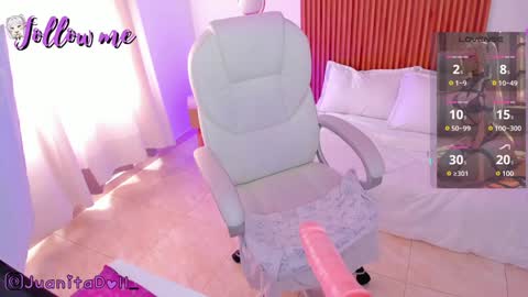 Snapshot of juanitadoll chatting on 12/12/24, 06:21 Juanita online show from 12/12/24, 06:21