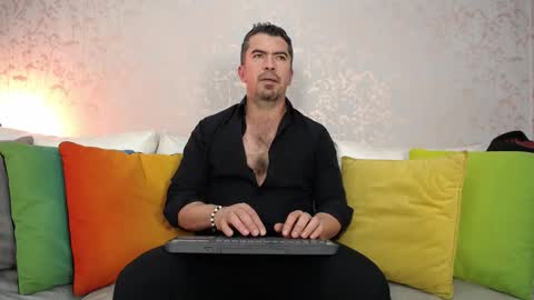 Juan k online show from 02/13/26, 03:35