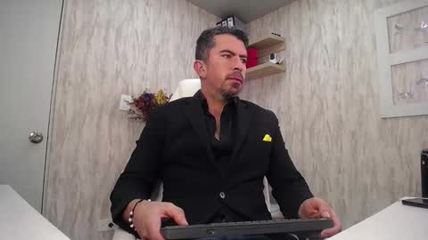 Juan k online show from 02/19/26, 02:29