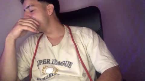 juannvalencia11 online show from 04/25/26, 02:25