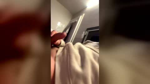 juanpablovg22 online show from 03/18/26, 07:17