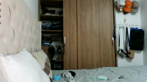 Snapshot of juanpuentes206 chatting on 07/11/26, 07:16 jeanpol online show from 07/11/26, 07:16