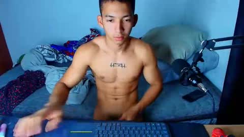 juansw66 online show from 11/18/25, 03:38