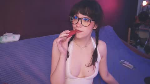 Snapshot of juby_yubi chatting on 12/03/24, 04:50 Arina online show from 12/03/24, 04:50