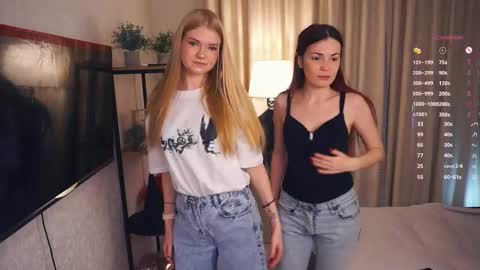 Snapshot of judithchristina chatting on 11/06/25, 06:14 We Kate and EvaDay AshleyNight Lovense is on PVT ALWAYS OPEN online show from 11/06/25, 06:14