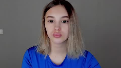 Snapshot of judymiles chatting on 01/28/25, 03:57 Angelica online show from 01/28/25, 03:57