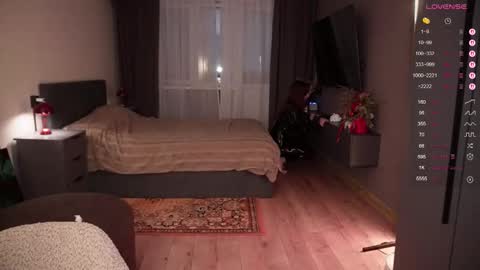 Snapshot of juelzfoxy chatting on 01/11/26, 09:42 Juelz online show from 01/11/26, 09:42