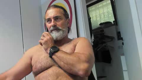 Snapshot of juergenkru chatting on 09/22/25, 12:07 Giovanni50pro online show from 09/22/25, 12:07