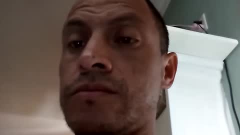 Snapshot of jugg2 chatting on 10/04/25, 04:16 Jugg online show from 10/04/25, 04:16