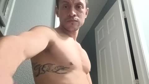 Snapshot of jugg2 chatting on 10/23/25, 05:29 Jugg online show from 10/23/25, 05:29