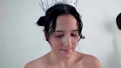 Sisi online show from 10/10/25, 07:13