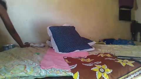 juice_petite3 online show from 02/07/25, 11:23