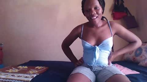 juice_petite3 online show from 02/26/25, 09:32