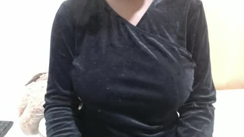 Snapshot of juicebabie chatting on 11/29/25, 11:35 juicebabie online show from 11/29/25, 11:35