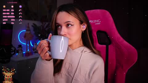 Angelina online show from 12/16/24, 06:49