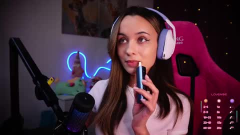 Angelina online show from 02/18/25, 11:08