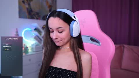 Angelina online show from 11/27/25, 11:45