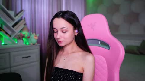 Angelina online show from 06/09/26, 12:50