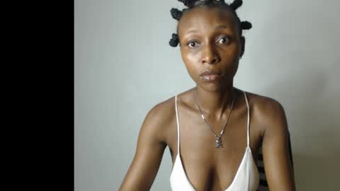 Snapshot of juicy_pinkpussy564197 chatting on 02/20/26, 01:13 olivia online show from 02/20/26, 01:13