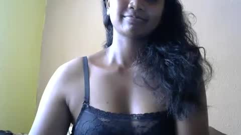 stellah online show from 02/03/25, 11:31