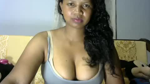 stellah online show from 11/24/25, 01:27