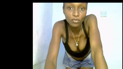 Snapshot of juicy_pussy0 chatting on 06/09/26, 12:28 Olivia online show from 06/09/26, 12:28