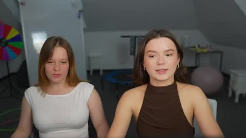 Elza online show from 04/24/26, 02:52