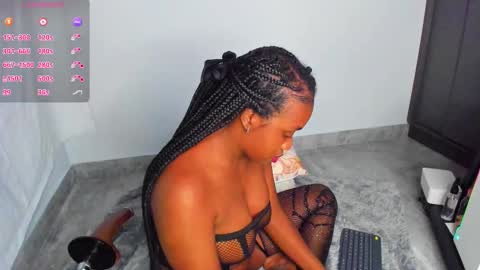 Snapshot of juicy_sky chatting on 10/16/25, 02:23 Your Paradise online show from 10/16/25, 02:23
