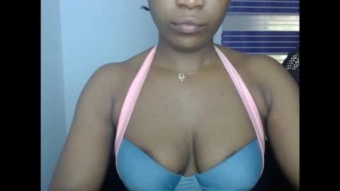 Snapshot of juicycuntx chatting on 10/18/25, 09:32 juicycuntx online show from 10/18/25, 09:32