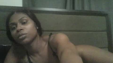 JuicyExotic online show from 12/01/25, 11:04