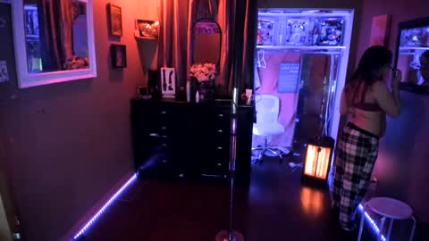 juicyjayxxx69 online show from 01/09/25, 03:26